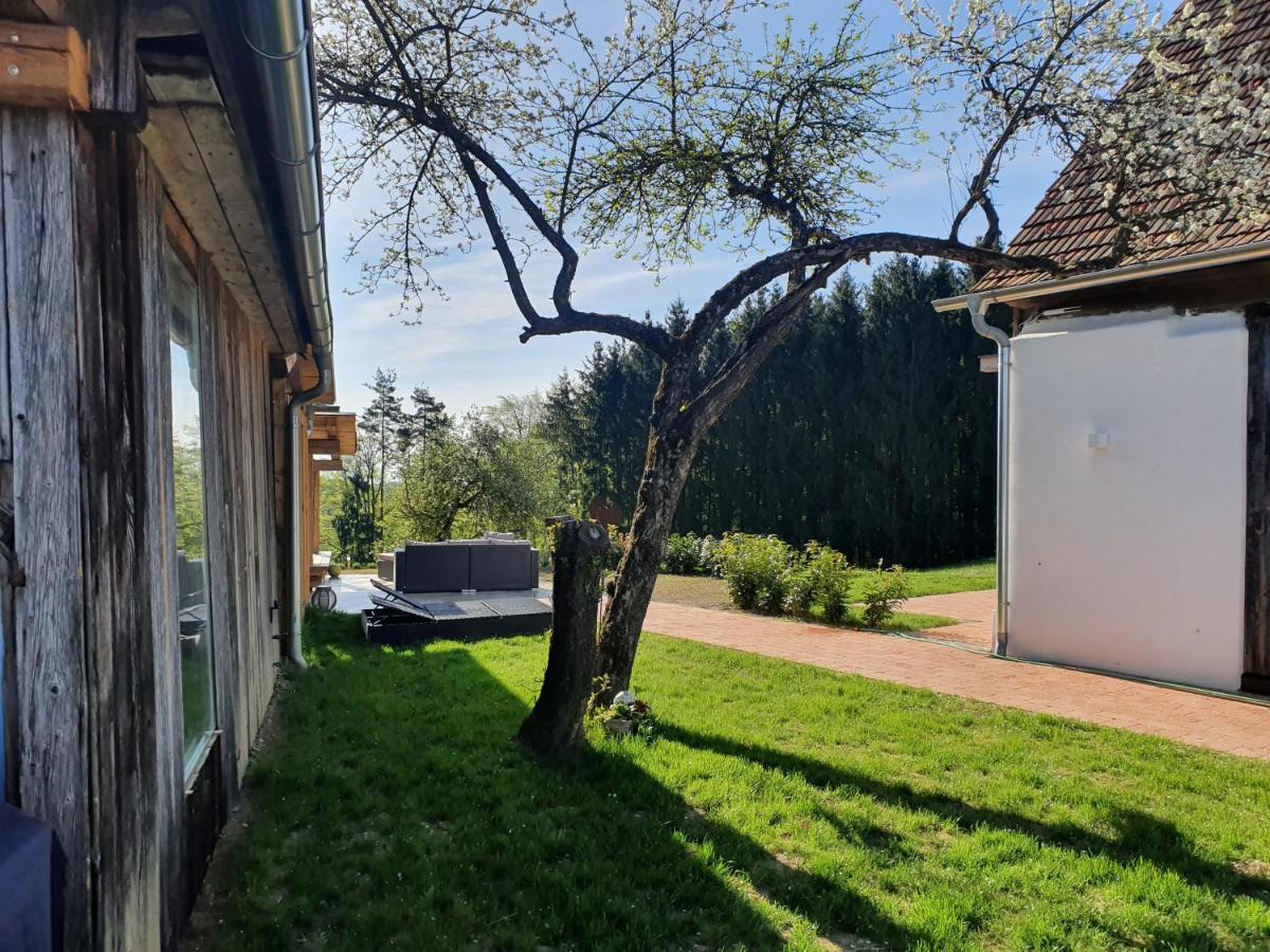 Wohlfuehloase Am Trausdorfberg Mit Sauna/whirlpool * Sankt Marein bei Graz