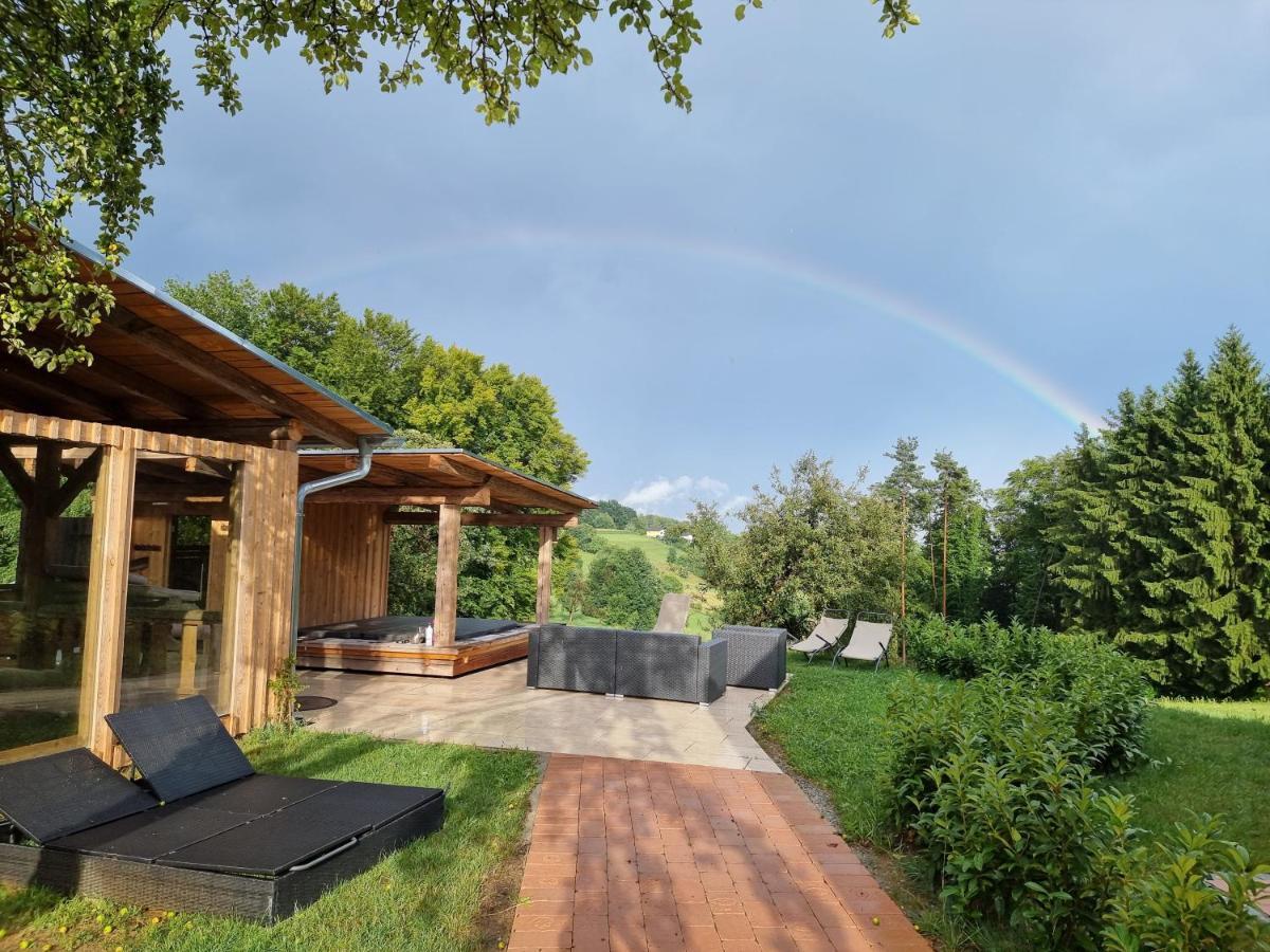 Apartmán Wohlfuehloase Am Trausdorfberg Mit Sauna/whirlpool