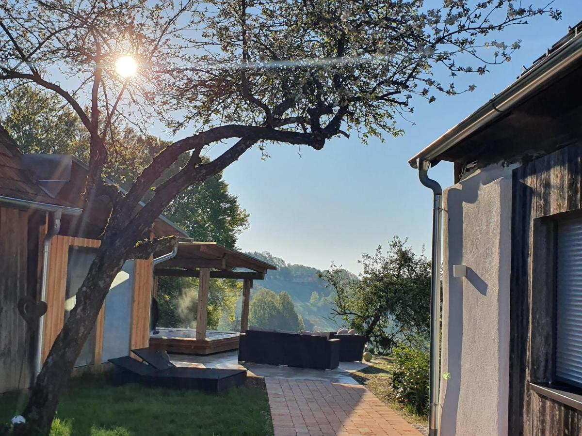 Apartment Wohlfuehloase Am Trausdorfberg Mit Sauna/whirlpool Sankt Marein bei Graz