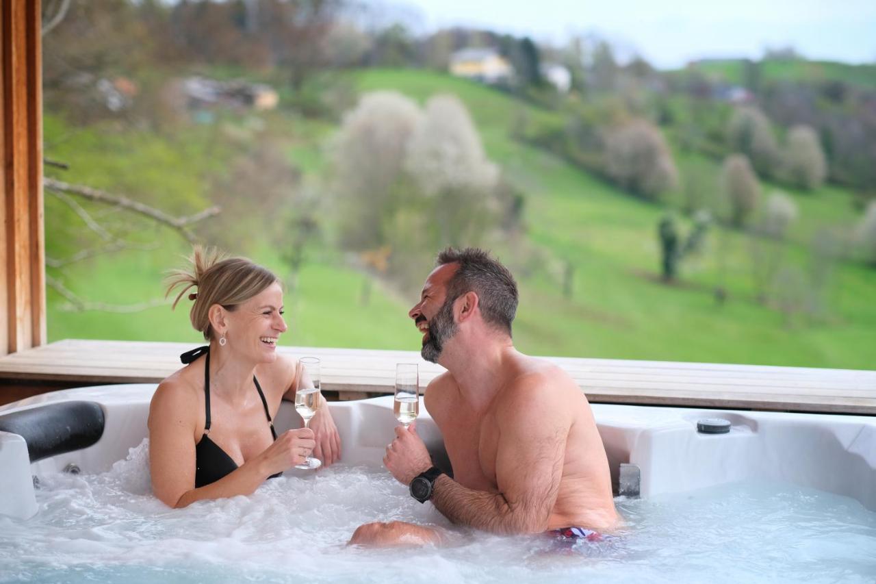 Apartment Wohlfuehloase Am Trausdorfberg Mit Sauna/whirlpool *